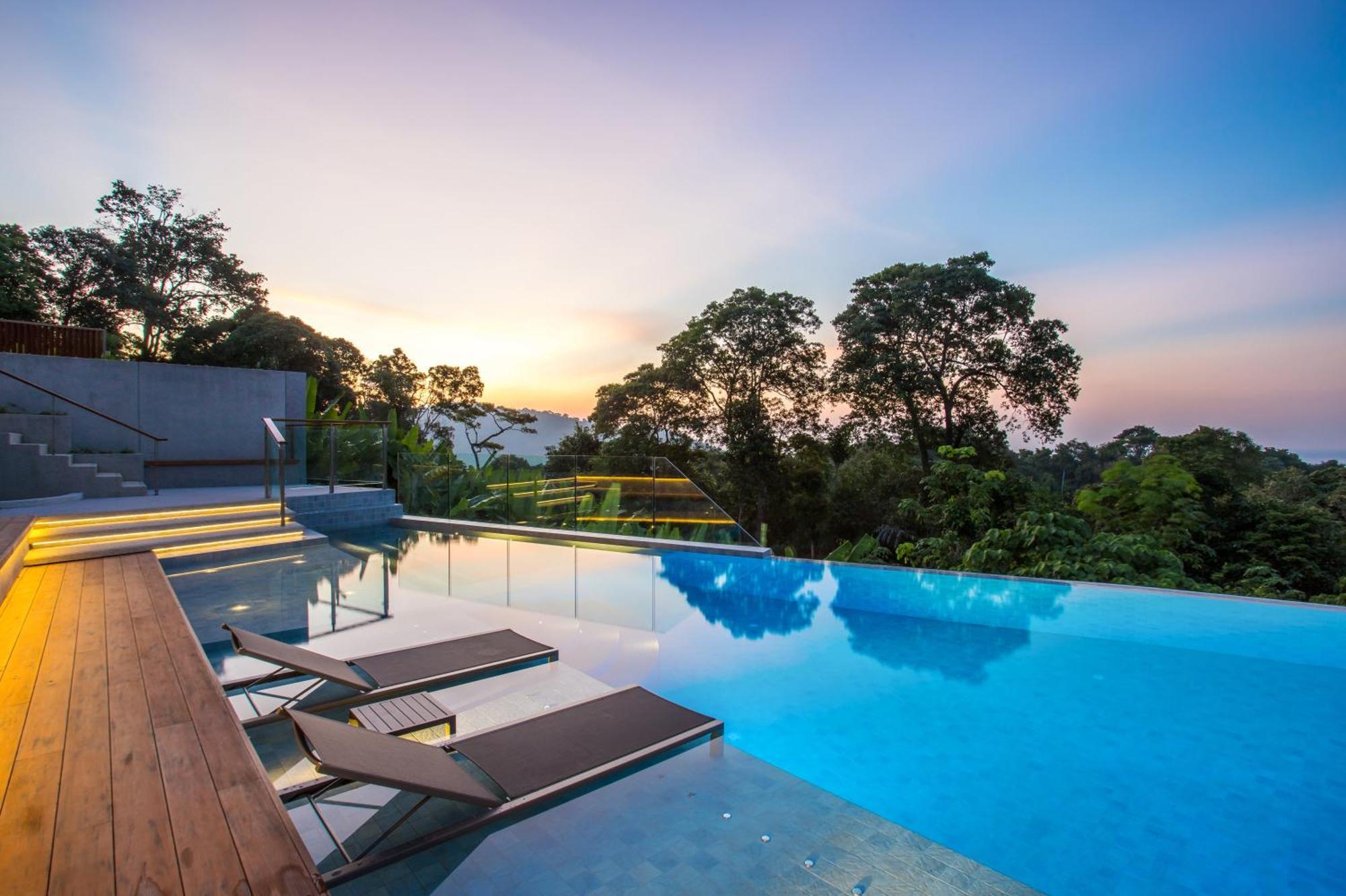 Apartment Ocean View 3br With Rooftop Terrace & Jacuzzi, Sapphire Bay 8-19 Residence,